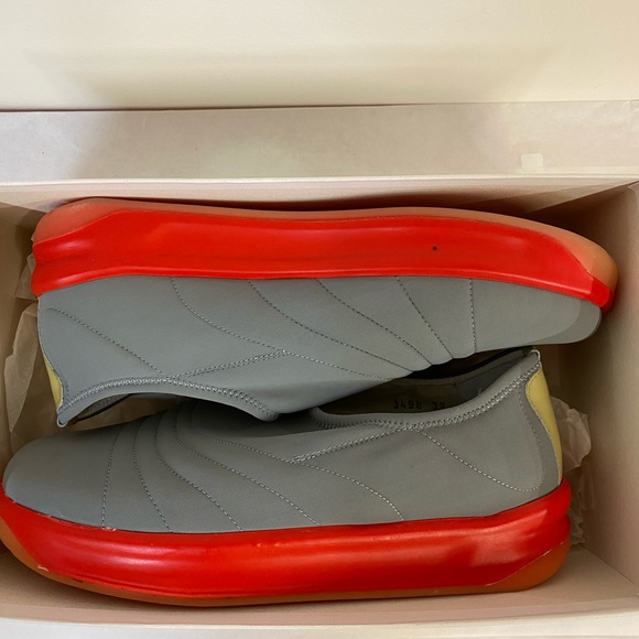 Vic Matie Vlassic Gray and Red Sole Sneaker. - Picture 8 of 10